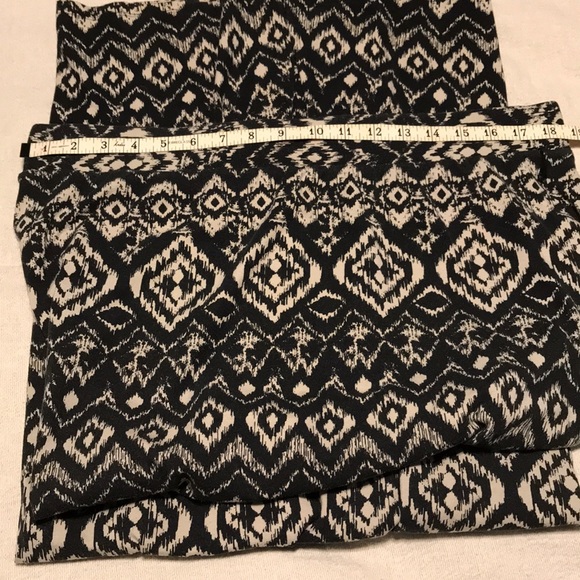 Skirt - Picture 3 of 3